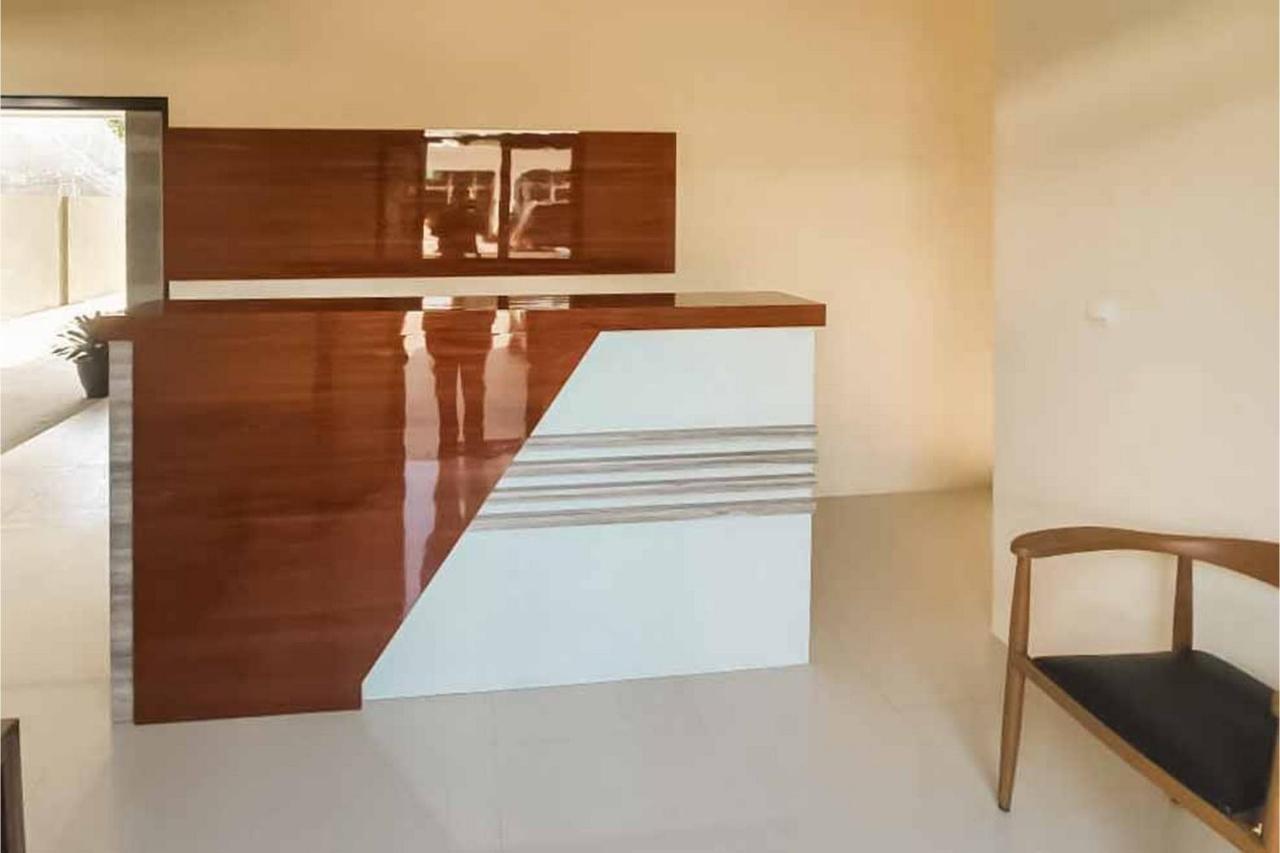 Jatiwangi Syariah Guest House Mitra Reddoorz Majalengka Εξωτερικό φωτογραφία